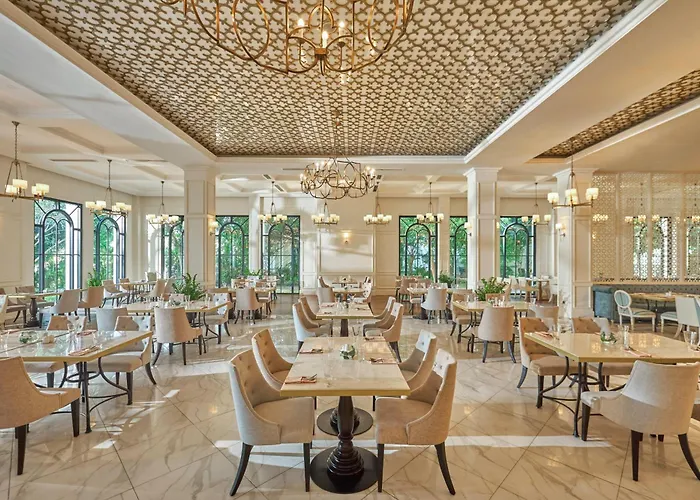 Melia Vinpearl Cam Ranh Beach Resort